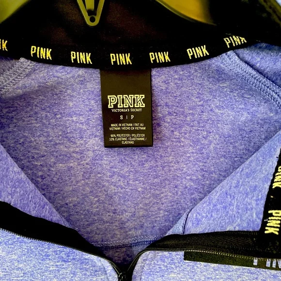 Victorias Secret PINK Women’s Small Long Sleeve Pullover Athletic Top - Picture 2 of 3